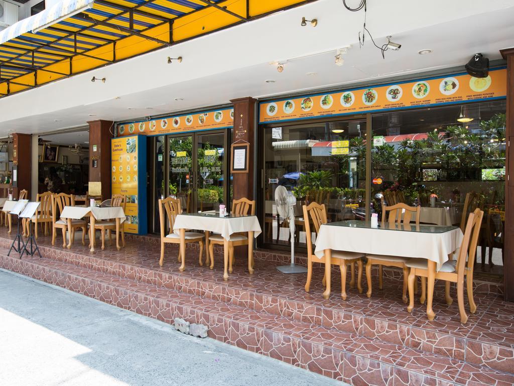 Stefan'S Guesthouse Jomtien Beach Extérieur photo